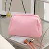Bolsa de Cosméticos Nueva Acolchada de Plumas Impermeable Neceser Almacenamiento de Cosméticos Viaje Cremallera Maquillaje Bolsa de Almacenamiento Portátil
