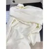 Top de punto suave estilo francés sin hombros para mujer, procesamiento OEM, diseñado para ser adelgazante y favorecedor, con mangas largas