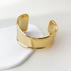 Pulseira versátil de design aberto irregular exagerado da moda europeia e americana, superfície larga, grande, banhada a ouro brilhante
