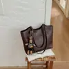 Bolso de Hombro Vintage de Gran Capacidad de Moda 2026 Transfronterizo para Mujer, Bolso Grande de Hombro para Uso Casual, Escuela y Viajes
