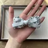 Dulce Fresco Plata Pequeño Destello Corazón de Amor Corazón Lazo Pasador Estuche para Teléfono Móvil Equipaje Zapatos y Calcetines Accesorios de Ropa Mascota