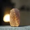 Pendente Esculpido em Alto Relevo de Agarwood de Qinan, Guanyin de Mil Braços Unilateral, Ornamento de Mão Estilo Chinês