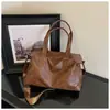 Bolsa de Hombro Individual de Gran Capacidad para Comercio Exterior para Mujer 2026 Nuevo Otoño Invierno Versátil Bolsa Tote Simple para el Trabajo Manual Cruzada