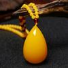 Pingente Aleatório de Gotas d'Água de Cera de Abelha Colar de Âmbar Amarelo Frango Seguro e Unissex Corrente de Lã da Marca Pingente para Homens e Mulheres Joias