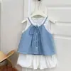 Estilo Coreano para Meninas Novo Verão Fashionable Colete Falso de Duas Peças Novo Xadrez Doce Acabamento em Renda Top Calça Larga Florido Tendência
