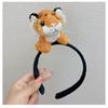 Bonito desenho animado animal headwear feminino super fofo pelúcia tridimensional pequeno tigre boneca bandana internet celebridade saindo para tirar fotos headwear