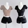 2025 Nuevo Verano Estilo Coreano Sencillo Coreano Puro Lust Caliente Chica Sexy Cuello en V Manga Corta Camiseta Mujeres Look Adelgazante