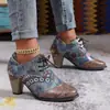 Novas Botas Femininas Curtas de Salto Grosso Outono e Inverno Comércio Exterior Transfronteiriço Tamanho Grande Bico Fino Botas Femininas Estilo Étnico Salto Alto Botas Cor Nude