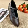 Zapatos de Mujer Mary Jane Retro Marrón Suave de Cuero Suave Suela Suave Punta Redonda Boca Baja Correa Única Tacón Grueso Planos Otoño 2026