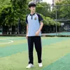 Uniformes Escolares de Primavera e Outono para Alunos do Ensino Fundamental, Conjunto Esportivo de Manga Longa, Conjunto de Três Peças para Alunos do Ensino Fundamental II e Ensino Médio, Uniforme Estilo Universitário, Uniforme de Turma para o Verão