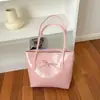 Bolso Tote de Piel con Cera Aceite Brillante Melanoidi con Colgante de Lazo Corazón Girly Bolso Grande de Hombro Único Bolso Versátil de Nicho para Mujer