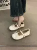 Primeiro encontro sapatos de salto baixo retrô de renda com saia sapatos femininos 2026 Outono sola macia sapatilhas de balé sapatos de joelho de porco