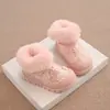 Botas de Nieve para Niñas Zapatos de Algodón para Niños 2026 Nuevo Estilo de Invierno Botas con Forro de Terciopelo Espeso Estilo Otoño e Invierno para Bebé