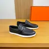Mocasines de piel de vacuno de capa superior para hombre, zapatos casuales blancos sin cordones con hebilla metálica, cuero genuino, suministro transfronterizo