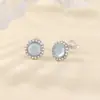 Brincos Redondos Yuebao Jewelry em Prata Esterlina S925 com Água-Marinha e Pérola de Água Doce, Modernos, Simples e de Alto Padrão, Feitos Sob Medida