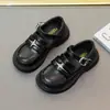 Zapatos de Cuero de Una Correa para Niñas 2026 Nuevo Estilo Primavera y Otoño para Niños Mayores, Suela Suave, Versátiles, Estilo Universitario, Zapatos para Bebé de Exterior