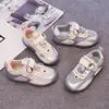 Zapatos para Niños Zapatos de Skate para Niñas 2026 Nuevo Otoño Suela Suave Transpirables Zapatos Deportivos para Niños Niñas Versátiles Antideslizantes Zapatos de Entrenamiento Alemanes
