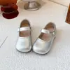 Zapatos Planos de Cuero Tejido Suave Estilo Coreano Inspirados en Chanel para Niñas, Moda Nueva Primavera y Otoño 2025 Simples Versátiles de Princesa