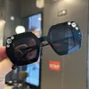 Novos óculos de sol infantis transfronteiriços, óculos de sol de moda com diamantes estelares para meninos e meninas, óculos para brincar e fazer compras, proteção solar, estilo coreano