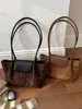 Bolso tote de gamuza vintage para mujer, bolso de hombro versátil de alta gama para el día a día, bolso de mano casual simple de gran capacidad