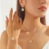 2024 Nuevo Pulsera de Acero Inoxidable con Concha Blanca y un Solo Diamante para Mujer, Lujo Ligero, Pulsera Deslizante Versátil, Joyería Explosiva Transfronteriza