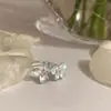Novo Anel de Flor de Gardênia Doce Estilo Coreano para Mulheres, Simples e Fashion, Versátil, Moderno, Anel Compacto, Acessório de Dedo