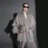 Roupão Emagrecedor Gola com Amarração Casaco de Lã Alpaca Suri Estilo Curto Feminino 2026 Outono/Inverno Novo Casaco de Lã Dupla Face