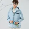 Nueva Chaqueta Tres en Uno de Plumas Otoño e Invierno 2026 para Parejas, Forro de Plumas Desmontable Personalizable para Exteriores, Estilo de Doble Uso