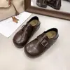 Nueva hebilla de cinturón Zapatos Boken para mujer, estilo británico, suela gruesa, piel sintética 2026 zapatos pequeños de piel, mocasines de otoño, zapatos casuales de una sola pieza para mujer