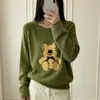 Suéter Redondo Jacquard Oso Miel Terciopelo Oso Pequeño Mujer 2026 Otoño Invierno Nuevo Holgado Rejuvenecedor Suave y Pegajoso Tejido Top