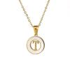 Moda nova rodada de aço inoxidável design oco 26 Inglês carta colar de ouro titânio aço clavícula cadeia atacado feminino