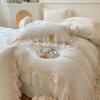 Cobertor de Renda Estilo Princesa de Quatro Peças de Veludo Leite de Fada Francês Veludo Coral Branco Estilo Saia de Cama Inverno