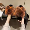 Pantuflas Peludas de Tira Cruzada Coloridas de Invierno Transfronterizas, Pantuflas de Algodón Peludo a la Moda, Pantuflas Cálidas Abiertas para el Hogar para Mujeres en Invierno