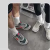 580 Zapatos Deportivos Nuevos para Hombre Zapatos de Hombre Transpirables Casuales para Pareja Versátiles Zapatos para Correr Zapatos Casuales de Moda