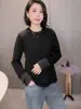 Nueva camiseta de manga larga estilo chino para mujer, nuevo diseño primavera y otoño 2026, botones de nudo chino tradicional, top versátil de corte holgado para usar como base