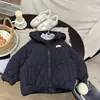 Chaqueta de algodón engrosada para niños 2026 nuevo estilo coreano abrigo de algodón de invierno para niños cálido negro holgado con capucha