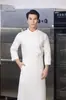 Uniforme de chef de catering de alta gama con tapeta diagonal, que presenta tres capas protectoras, adecuado para cocinas de hotel; Bata de chef de manga larga, con la opción de añadir un logo bordado