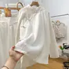 Nueva camisa cheongsam modificada de inspiración Zen china para mujer, estilo chino vintage otoño 2025, tapeta diagonal con cierre de botón, corte holgado, top de cuello alto
