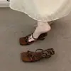 Primeiro Encontro: Chinelos de Luxo com Estampa de Leopardo para Mulheres, Verão 2026, Adequados para Saias, Sandálias de Tira Fina para Noite
