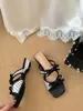 ¡Primer encuentro con la deslumbrante pequeña fragancia! Pantuflas de satén francés con lunares y lazo, tacón bajo para mujer, estilo hada de verano 2026 para combinar con vestidos