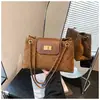 Bolso de Mujer 2024 Otoño/Invierno Nuevo Estilo Moda Casual Acolchado de Diamantes Bordado Bolso con Cadena Bolso de Hombro Único para Mujer Bolso Cruzado