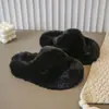 Chinelos de lã infantis para outono e inverno 2024 novos estilo coreano para usar ao ar livre em casa antiderrapantes sola grossa quentes para bebê menina chinelos de algodão e lã