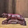 Ornamento de Tigre Rugindo Montanha e Rio Esculpido em Ébano, Tigre da Fortuna Tigre do Zodíaco Esculpido em Madeira Maciça Mobiliário para Casa Sala de Estar Escritório