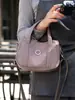 Bolsa versátil para atividades ao ar livre para mulheres, bolsa de mão compacta para senhoras, bolsa tiracolo de nylon dopamina, moderna e simples, para celular
