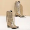 Novas Botas com Lantejoulas e Franjas 34-43 Fornecimento Transfronteiriço Moda Bico Fino Botas de Cavaleiro Europeias e Americanas Cano Médio Botas de Salto Grosso Médio