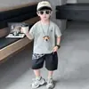 Conjunto Bordado de Manga Corta de Verano para Niños 2026 Nuevo Atuendo Elegante y Fresco de Dos Piezas para Niños Ropa de Verano para Bebés