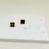 Brincos de Mini Trevo de Quatro Folhas 9mm Mais Vendidos no Exterior, Joias Simples para Mulheres, Brincos de Aço Titânio Cor-Preservadora Cor 18K a Vácuo