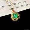 Colgante de Calcedonia Azul Real Natural Qian Jing Wan Ma Collar de Moda de Buena Suerte para Mujeres Joyería de Piedra Ágata Jade Venta al por Mayor