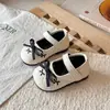 Zapatos Pequeños de Cuero para Niñas 2026 Nuevos de Primavera y Otoño Suela Suave Zapatos Individuales Zapatos para Niñas Zapatos de Princesa con Lazo para Niños Pequeños