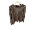 Camiseta de punto a rayas con bloques de color, respetuosa con la piel, con caída, para mujer, versátil, casual, retro, estilizada, cuello redondo, top oversize